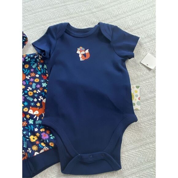 Little Me Girls 6 Months 3pc. Fox Print Hoodie Pants Set - Picture 2 of 9